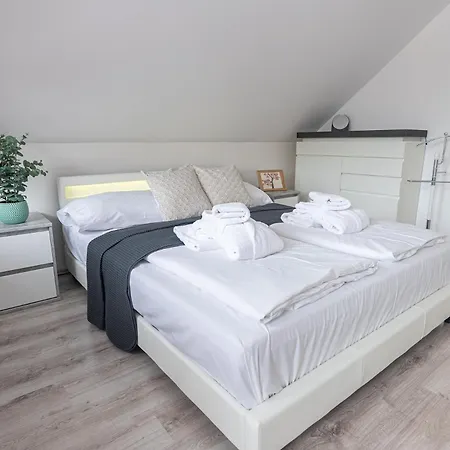Rezidence Klinovec Apartment Loucna pod Klinovcem Room photo